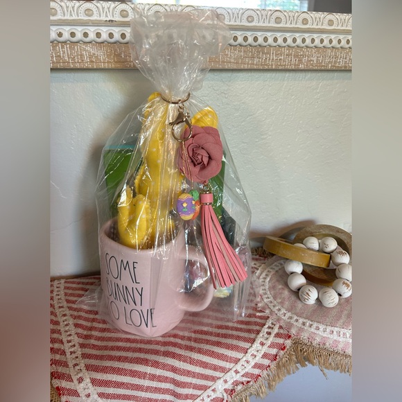 Easter Rae Dunn & Kate Spade bundle - Picture 2 of 8